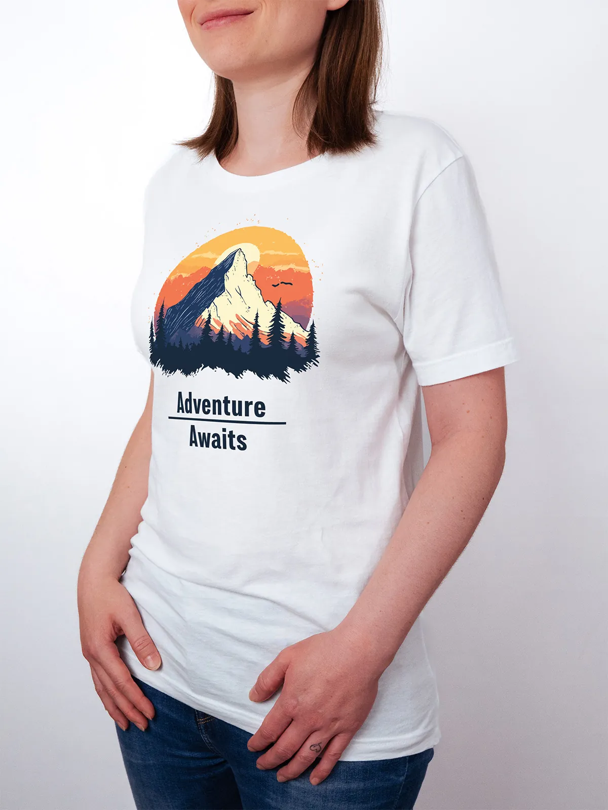 Abenteuer Wartet White T-Shirt - Fruehlingsmode