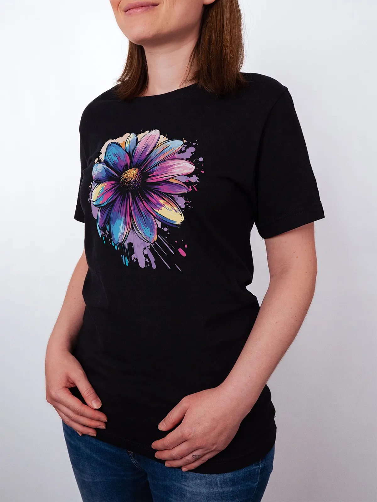 Bemalte Bluetenblaetter T-Shirt Black - Fruehling mit ShiftOutfit
