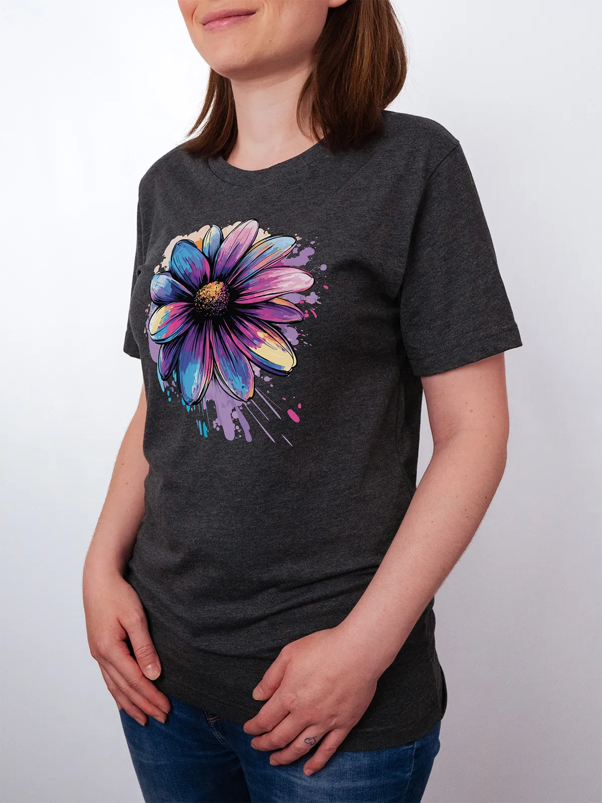 Bemalte Bluetenblaetter Dark Grey Heather T-Shirt - Fruehlingsmode