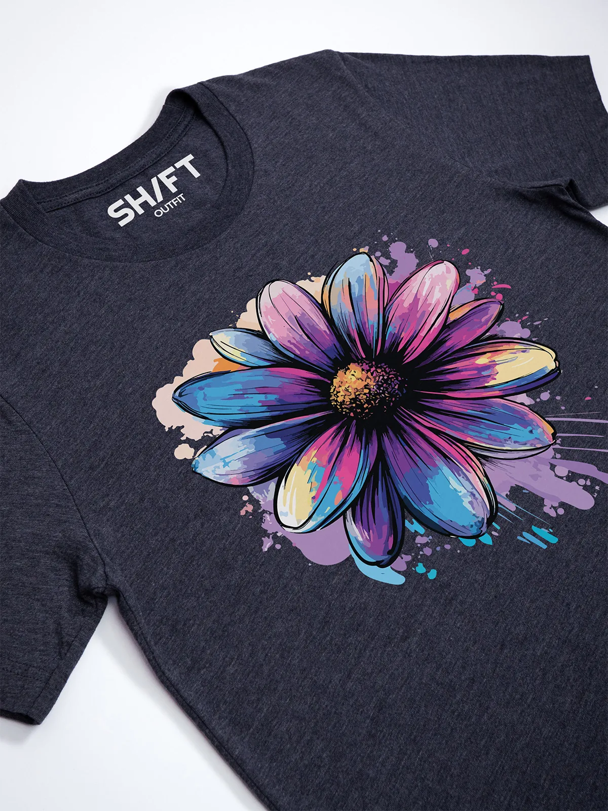 Bemalte Bluetenblaetter T-Shirt Heather Midnight Navy - Neustart