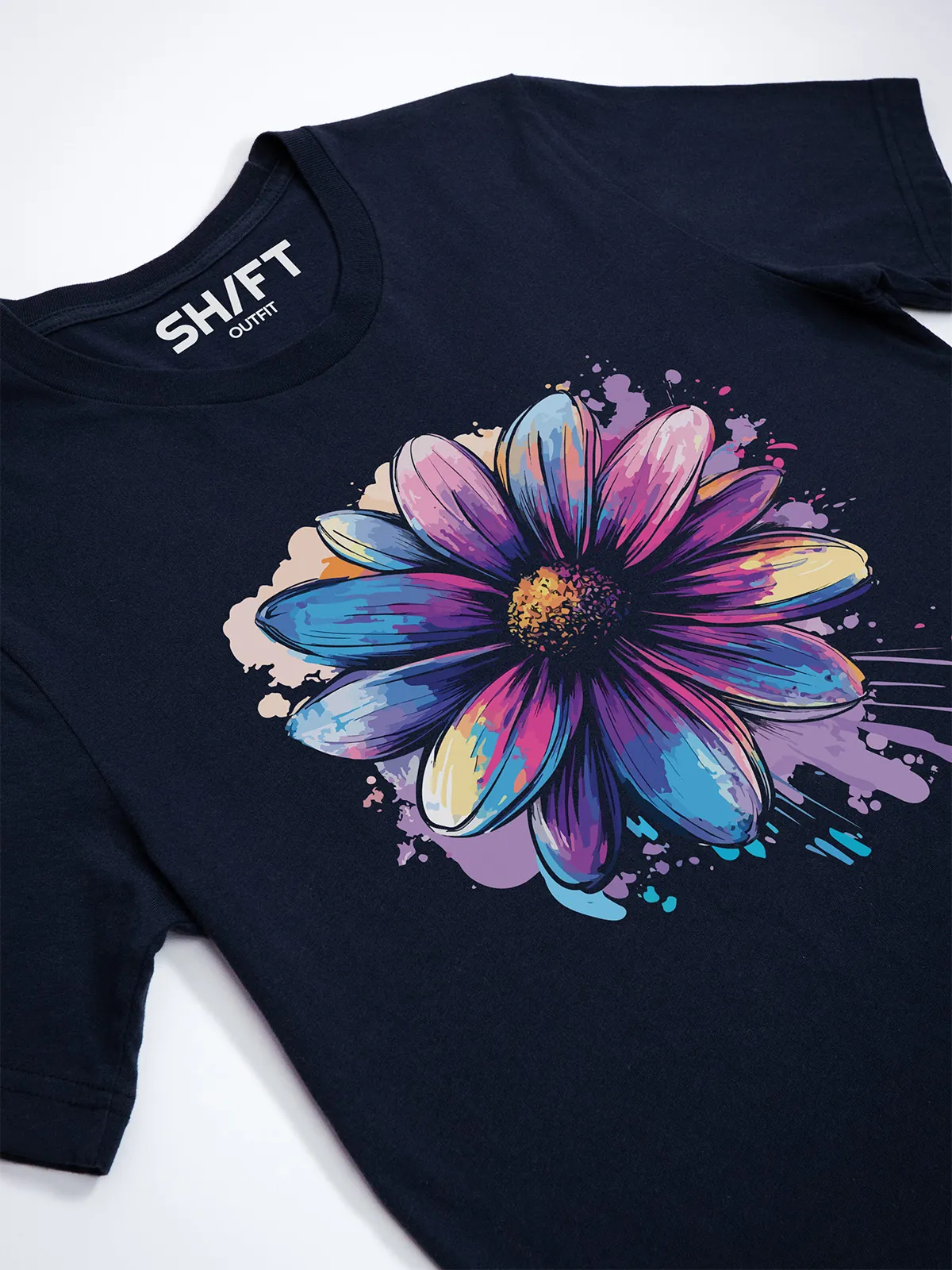 Bemalte Bluetenblaetter T-Shirt Navy - Fruehling Kollektion