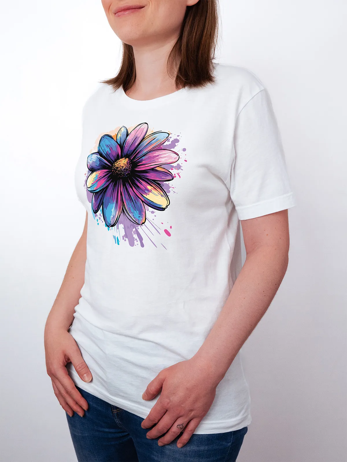 Bemalte Bluetenblaetter T-Shirt White - Neustart