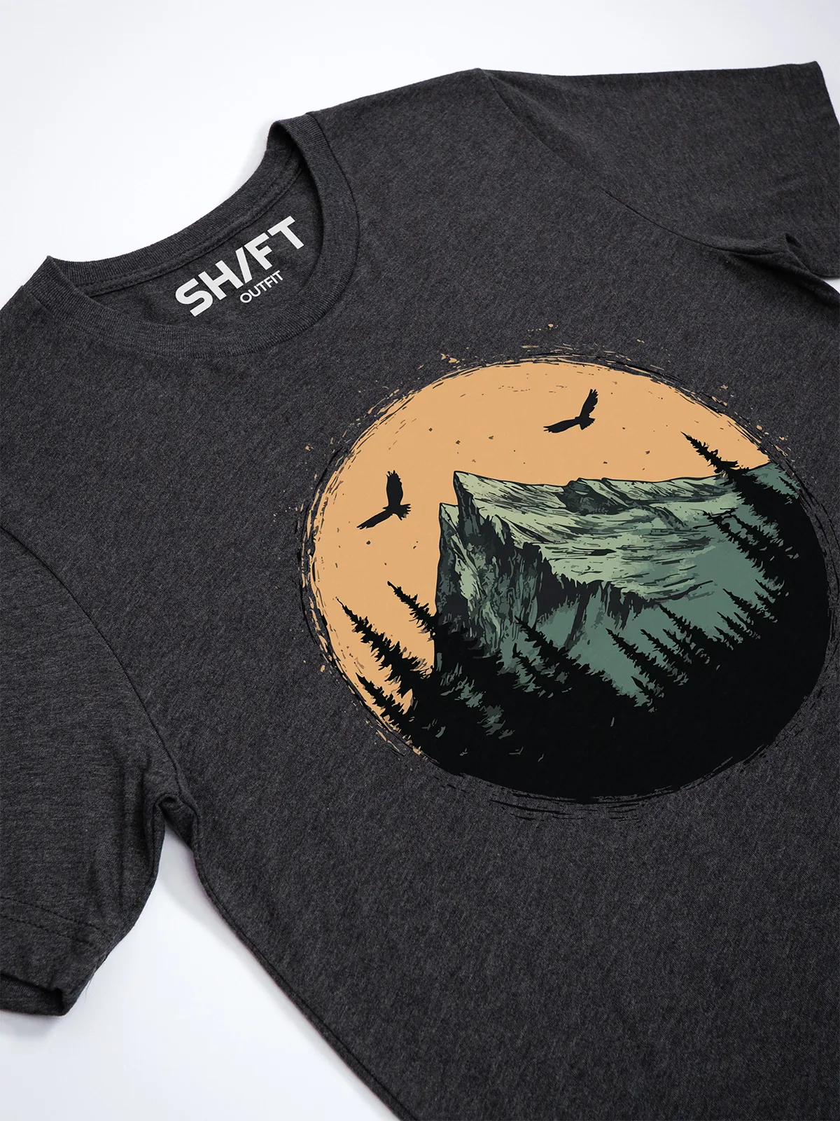 Berg Adler Dark Grey Heather T-Shirt - Fruehlingsmode