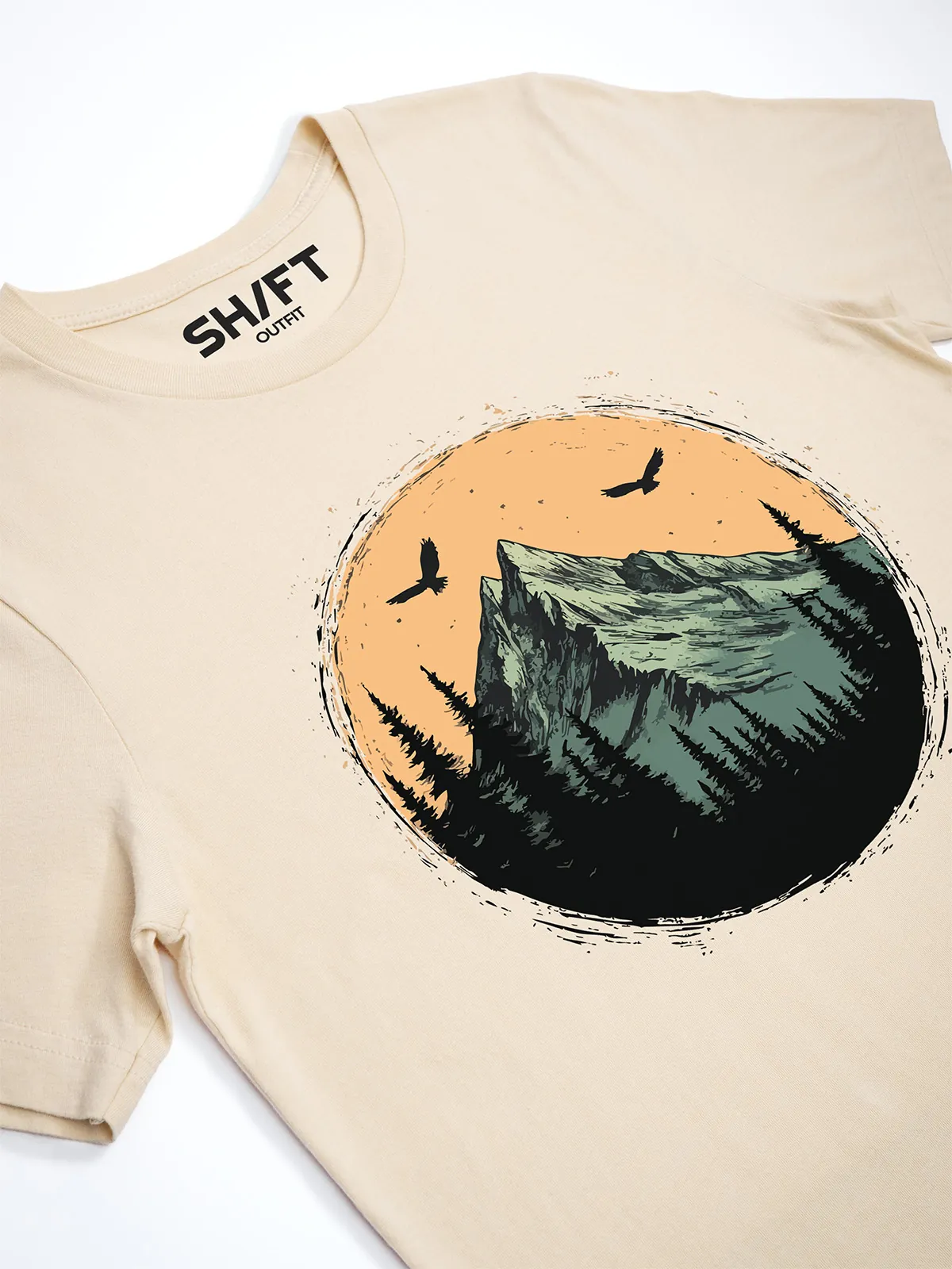 Berg Adler T-Shirt Soft Cream - Fruehling ShiftOutfit