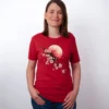 Bluetenmond T-Shirt in Red, getragen von einem Damen Model, in der Ansicht von vorne.