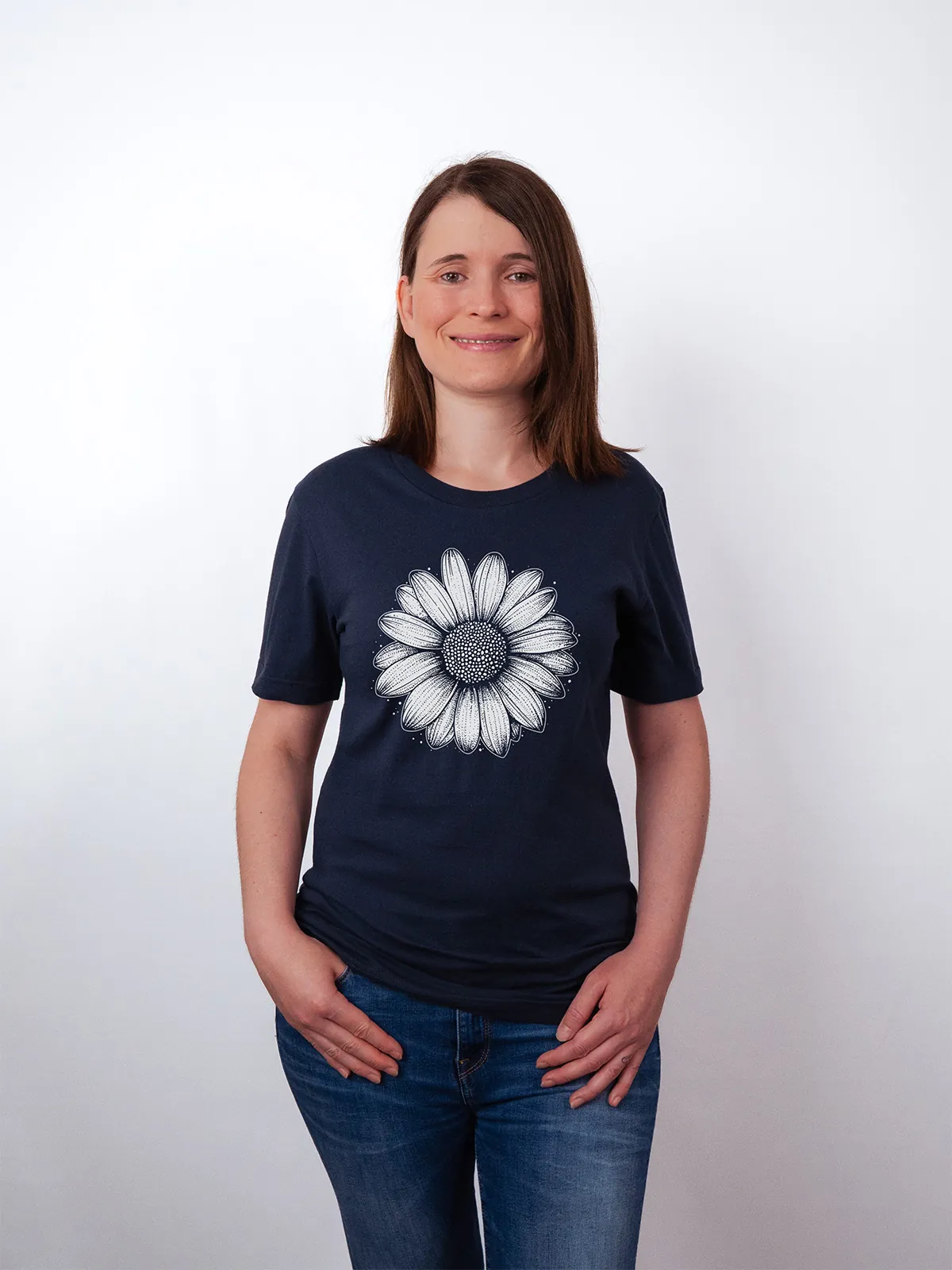 Einfache Bluete Navy T-Shirt - Fruehlingsmode