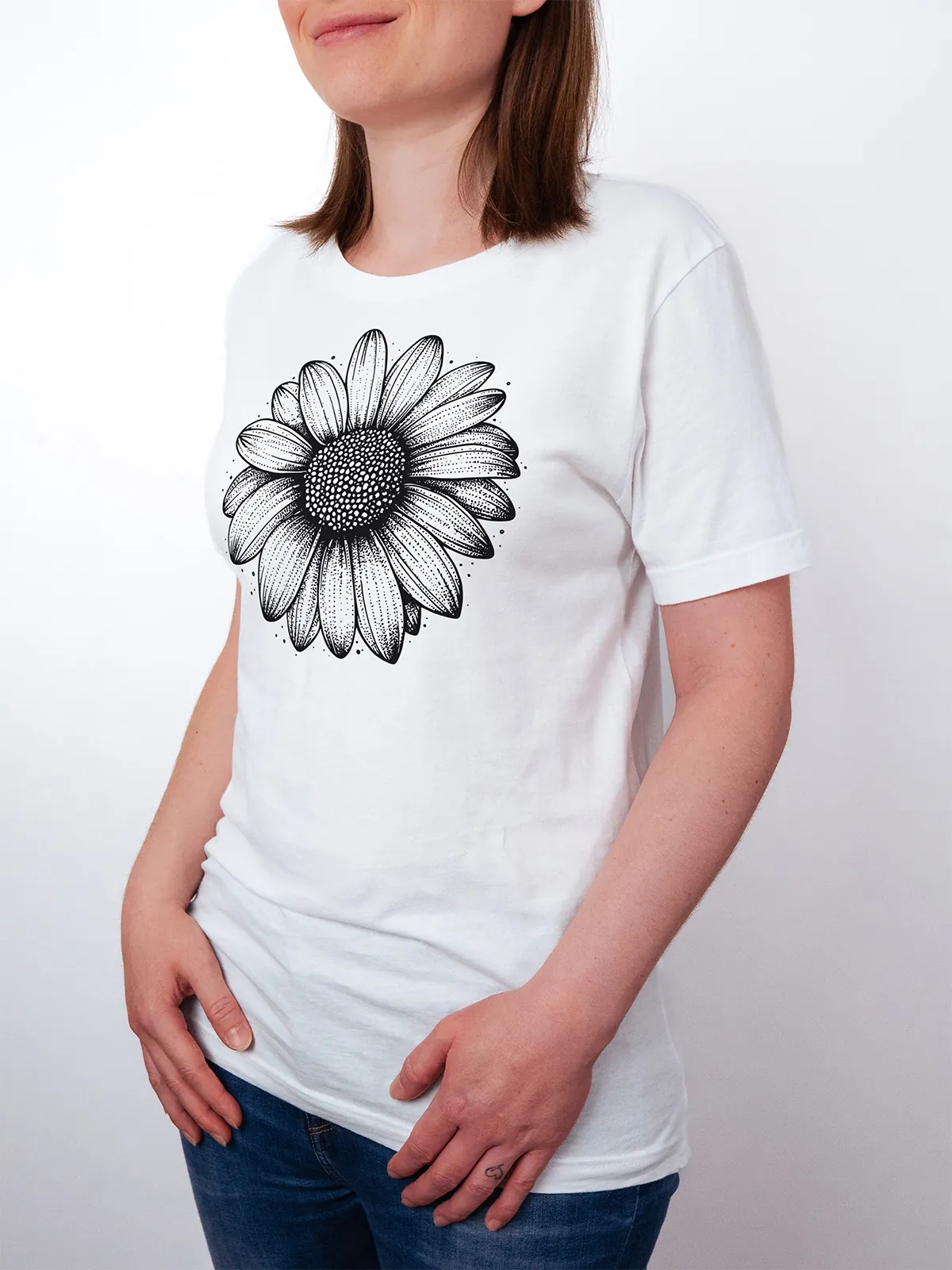 Einfache Bluete T-Shirt White - Fruehling ShiftOutfit