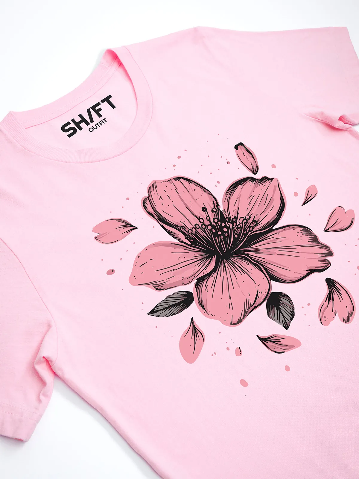 Einzelne Bluete T-Shirt in Pink, Detailansicht des Drucks.