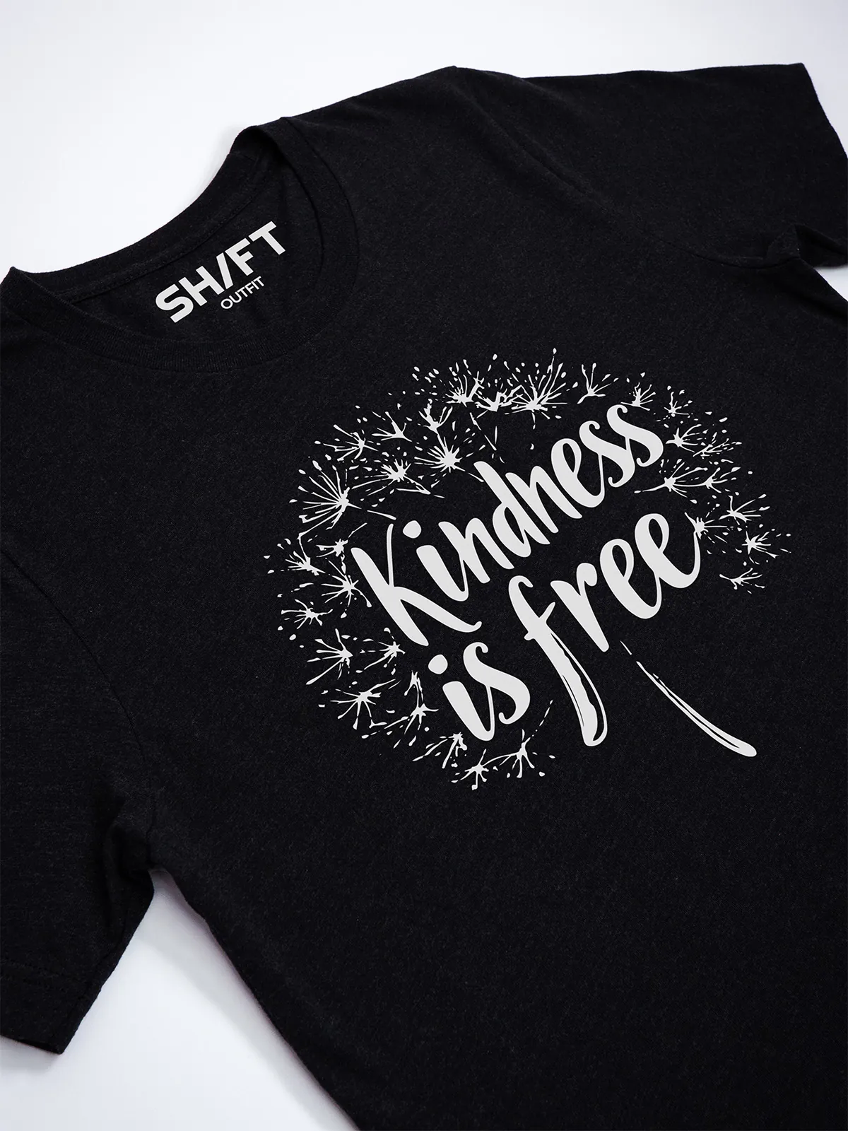 Freundlichkeit ist Frei T-Shirt Black Heather - Fruehling Kollektion