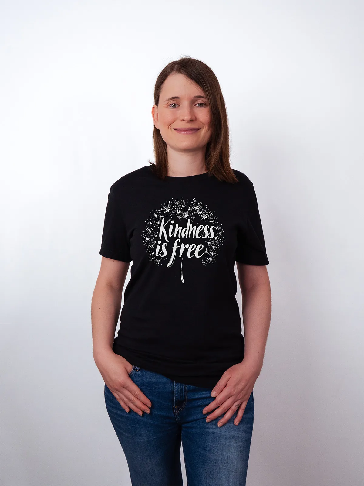 Freundlichkeit ist Frei T-Shirt Black - Fruehling Kollektion