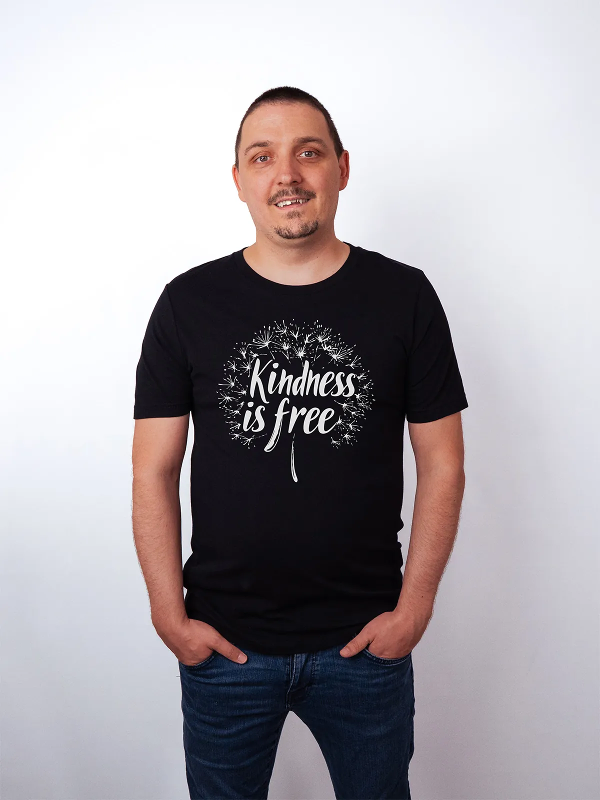 Freundlichkeit ist Frei T-Shirt Black - Fruehling mit ShiftOutfit