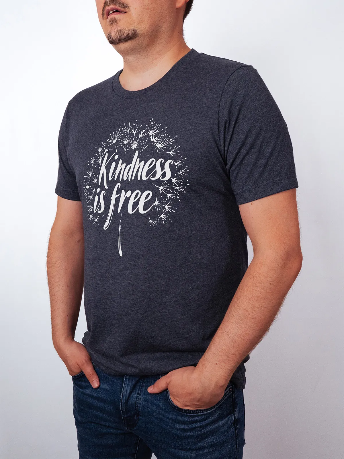 Freundlichkeit ist Frei T-Shirt Heather Midnight Navy - Fruehling mit ShiftOutfit