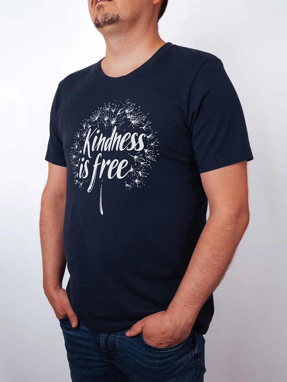 Freundlichkeit ist Frei T-Shirt Navy - Fruehling Kollektion