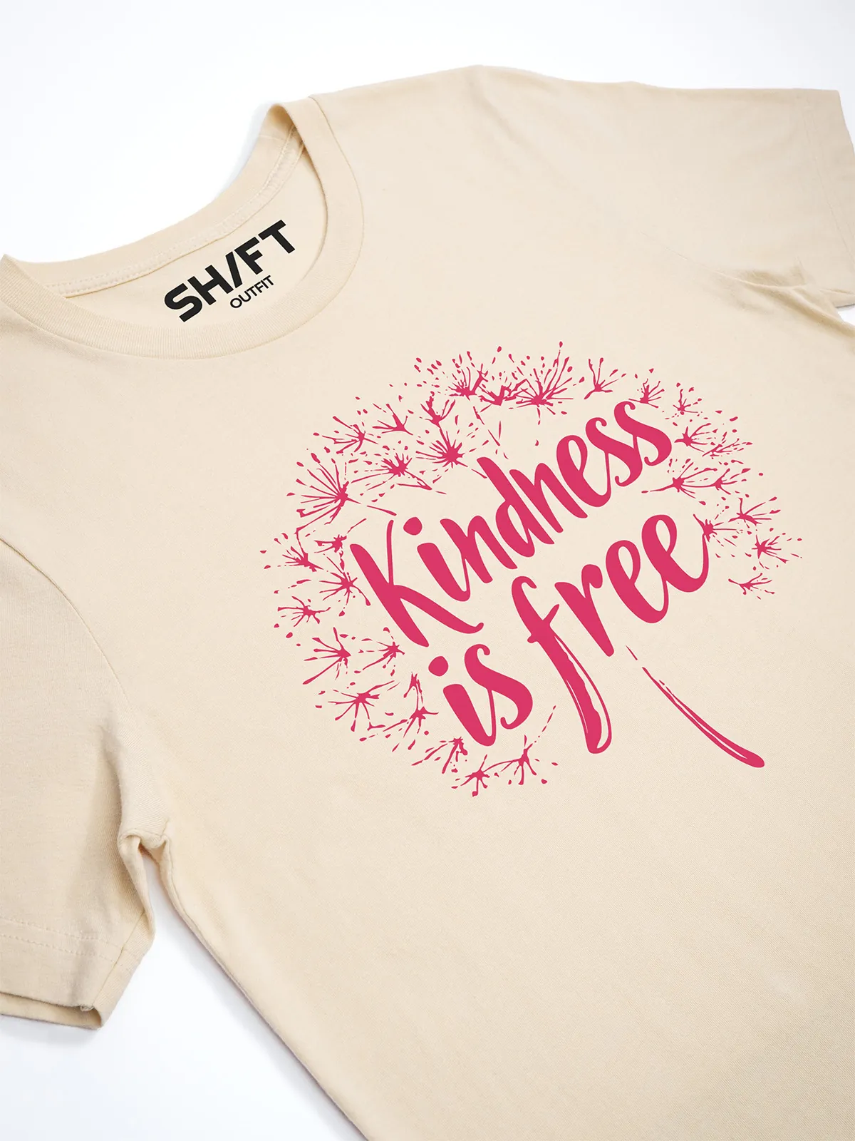 Freundlichkeit ist Frei T-Shirt Soft Cream - Fruehling Kollektion