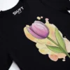 Fruehlings Tulpe Black Heather T-Shirt - Fruehlingsmode