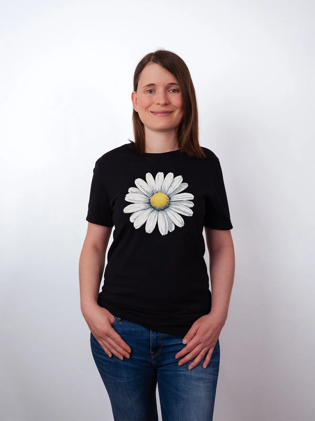 Gaensebluemchen Traum T-Shirt Black - Fruehling Kollektion