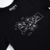 Sakura Rahmen T-Shirt in Black Heather, Detailansicht des Drucks.