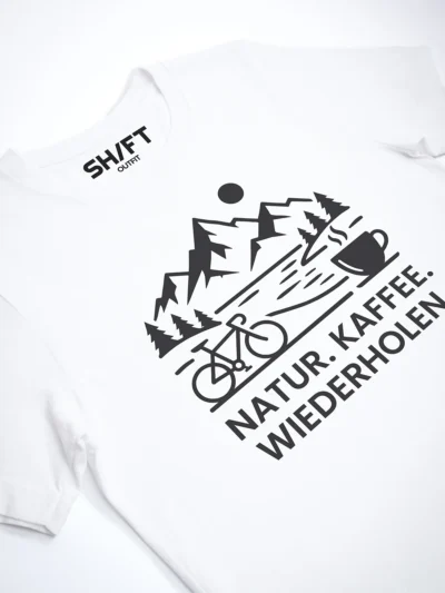 Kaffee in der Natur T-Shirt - Must-Have